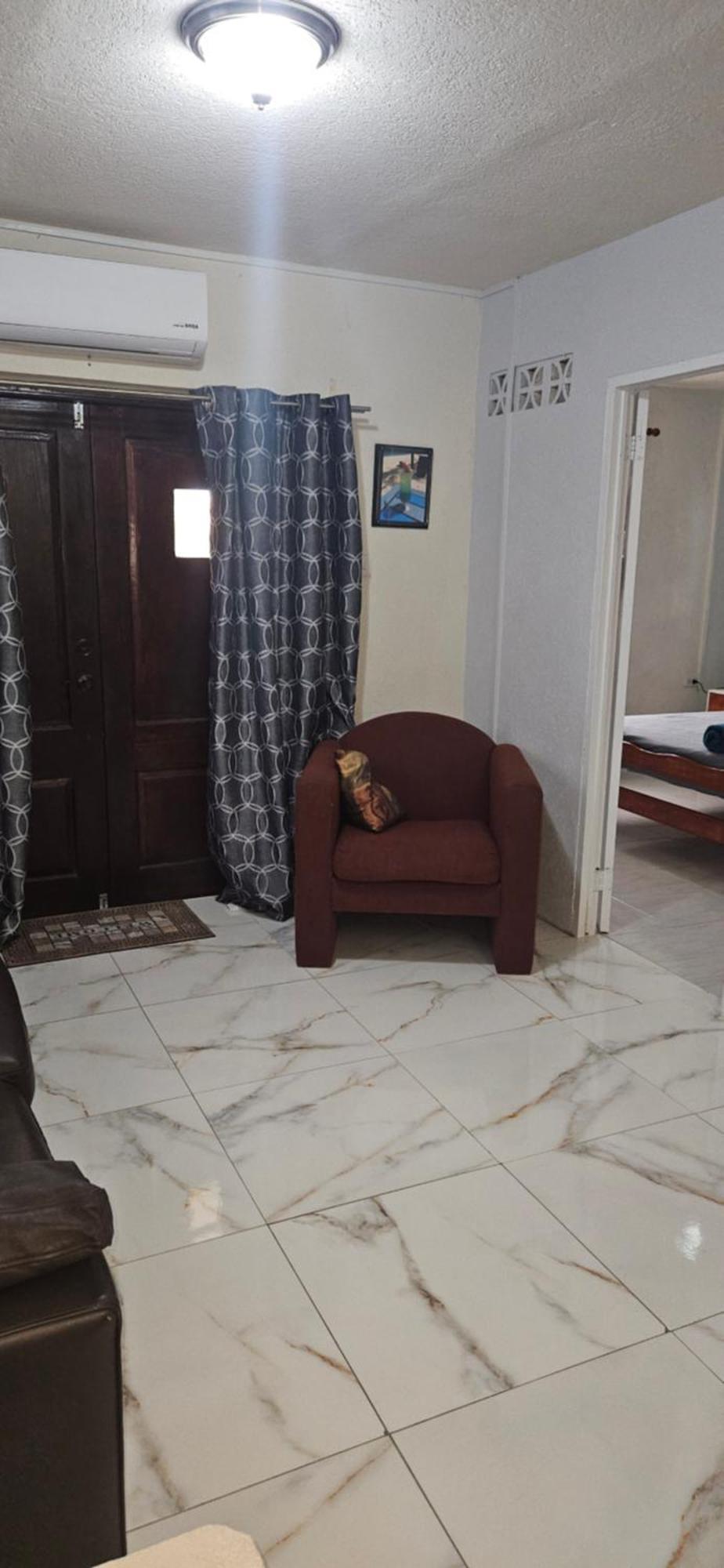 Gloria'S Hideaway Apartman Christ Church Kültér fotó